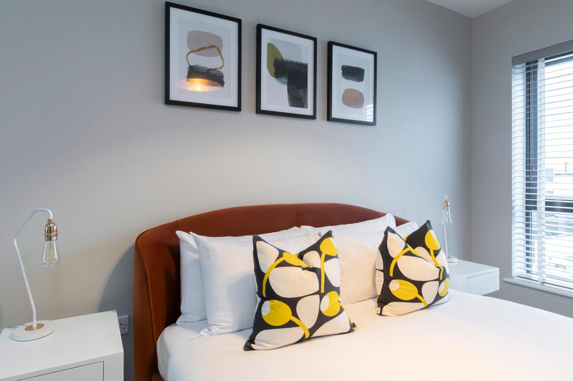 Elliot Oliver - Chic 2 Bedroom Town Centre Apartment Cheltenham Exterior foto